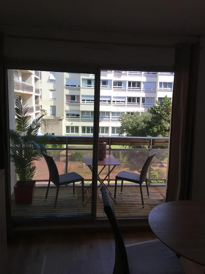 Appartement Logement chic - Lyon 6 Brotteaux - Arrivée autonome - Equipé France